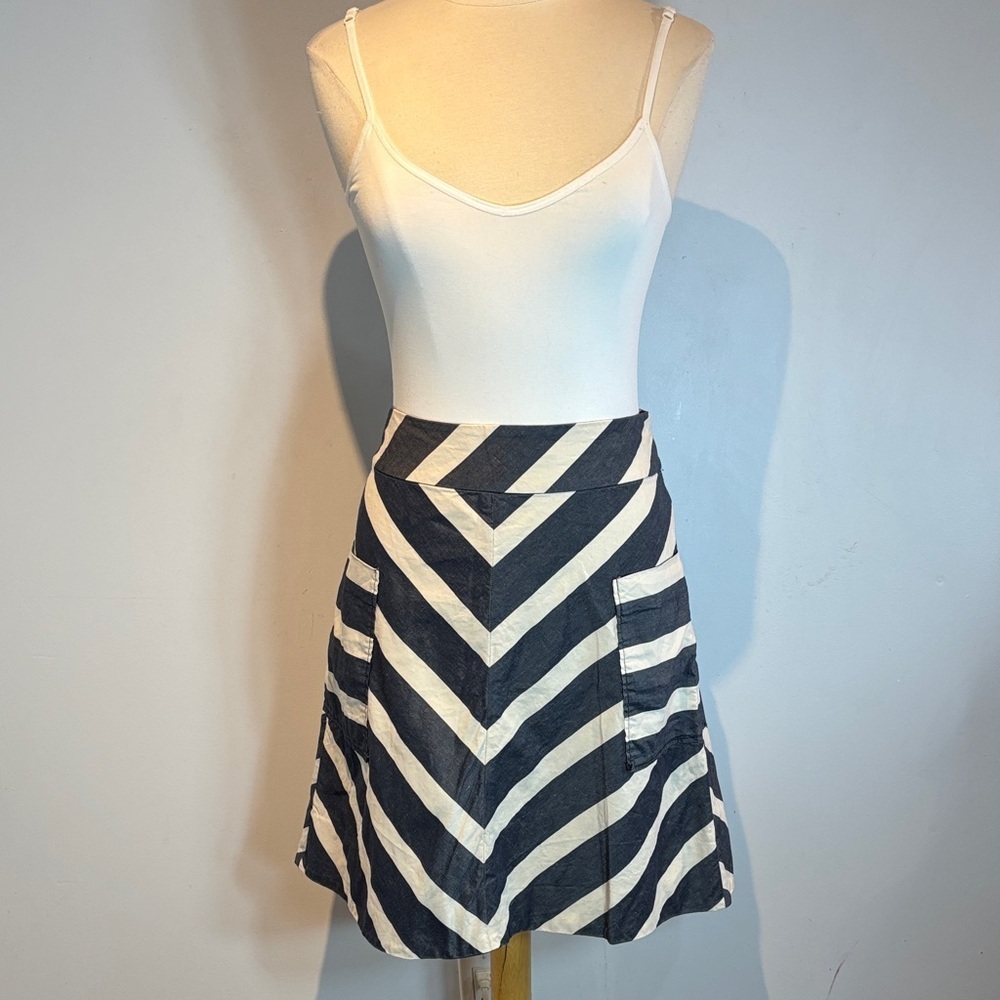 Anthropologie Postage Stamp Blue Ivory ZIG ZAG PATCH POCKETS Size 8 LINEN Skirt